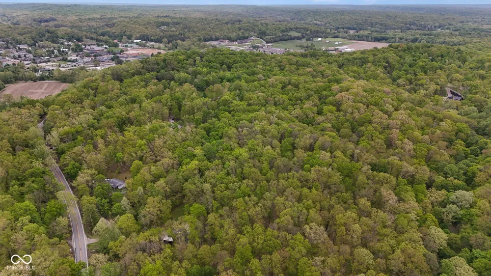 151 Hilltop Lane Nashville, IN 47448