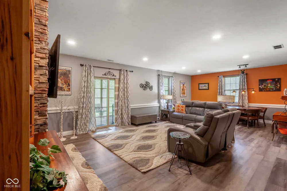 151 Hilltop Lane Nashville, IN 47448