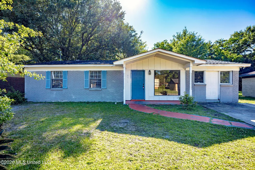 5612 Rose Drive Moss Point, MS 39563
