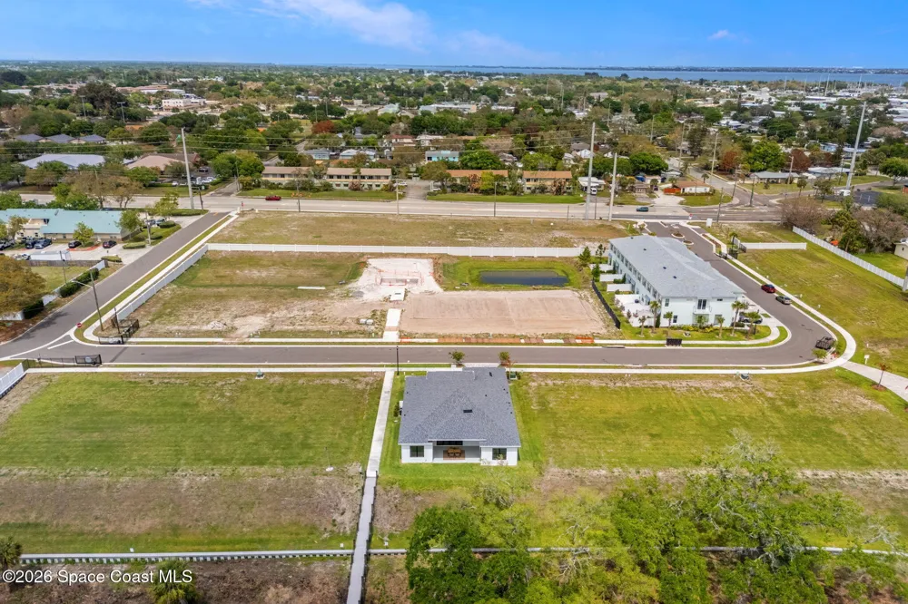 1435 Windchime Lane Melbourne, FL 32935