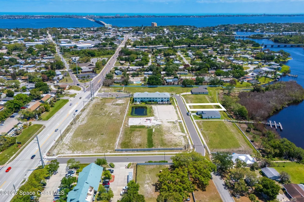 1435 Windchime Lane Melbourne, FL 32935