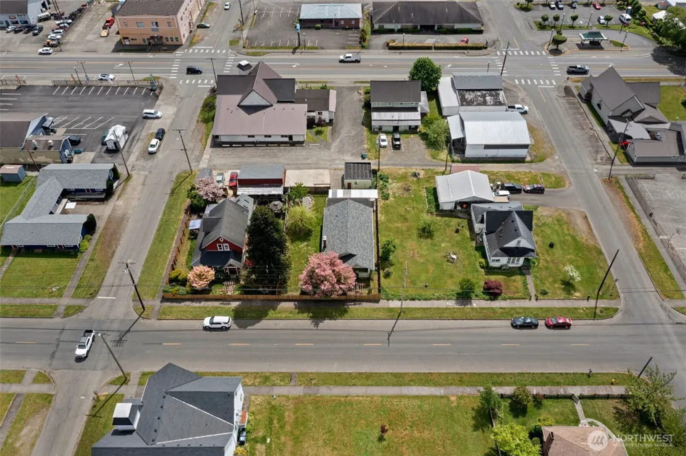 505 W Young Street Elma, WA 98541