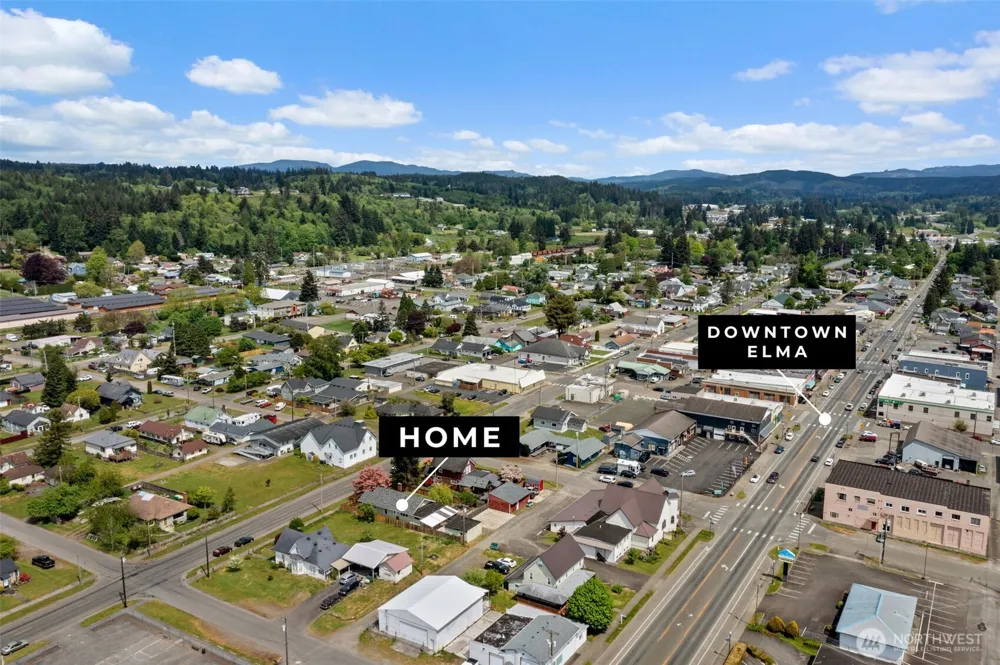 505 W Young Street Elma, WA 98541