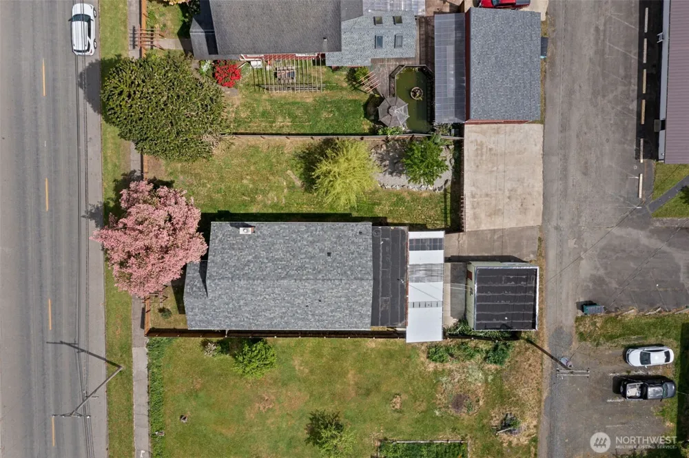 505 W Young Street Elma, WA 98541