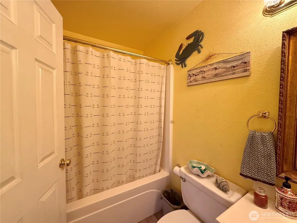 30214 H STREET Ocean Park, WA 98640