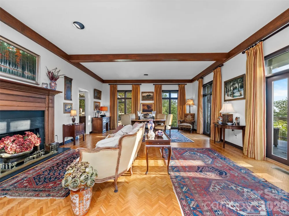 65 Crestwood Road Asheville, NC 28804
