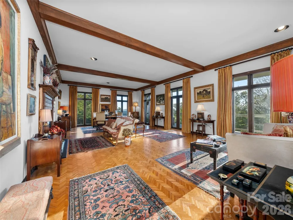 65 Crestwood Road Asheville, NC 28804