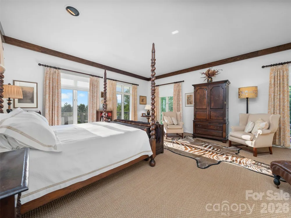 65 Crestwood Road Asheville, NC 28804