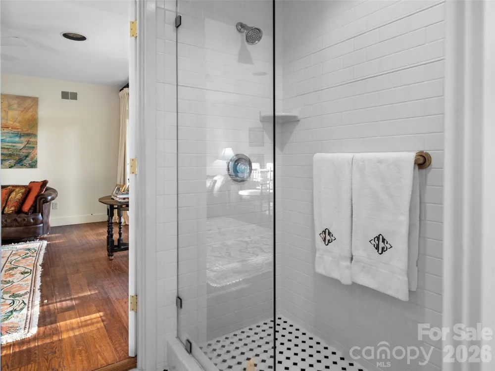 65 Crestwood Road Asheville, NC 28804
