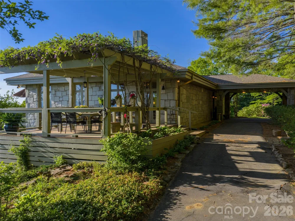 65 Crestwood Road Asheville, NC 28804