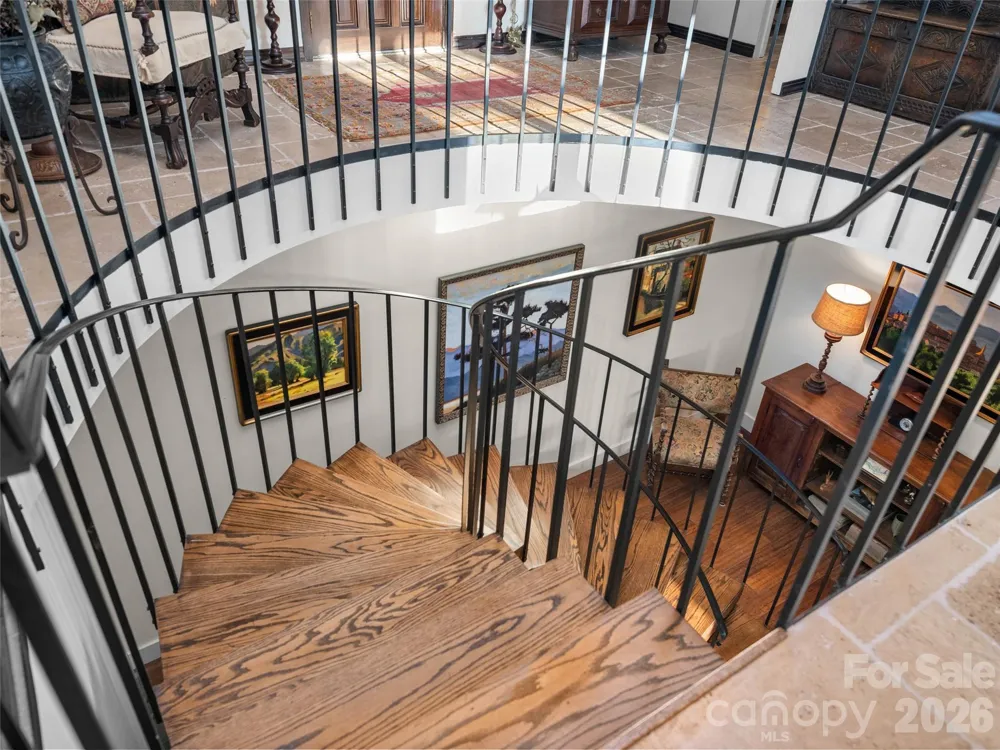 65 Crestwood Road Asheville, NC 28804