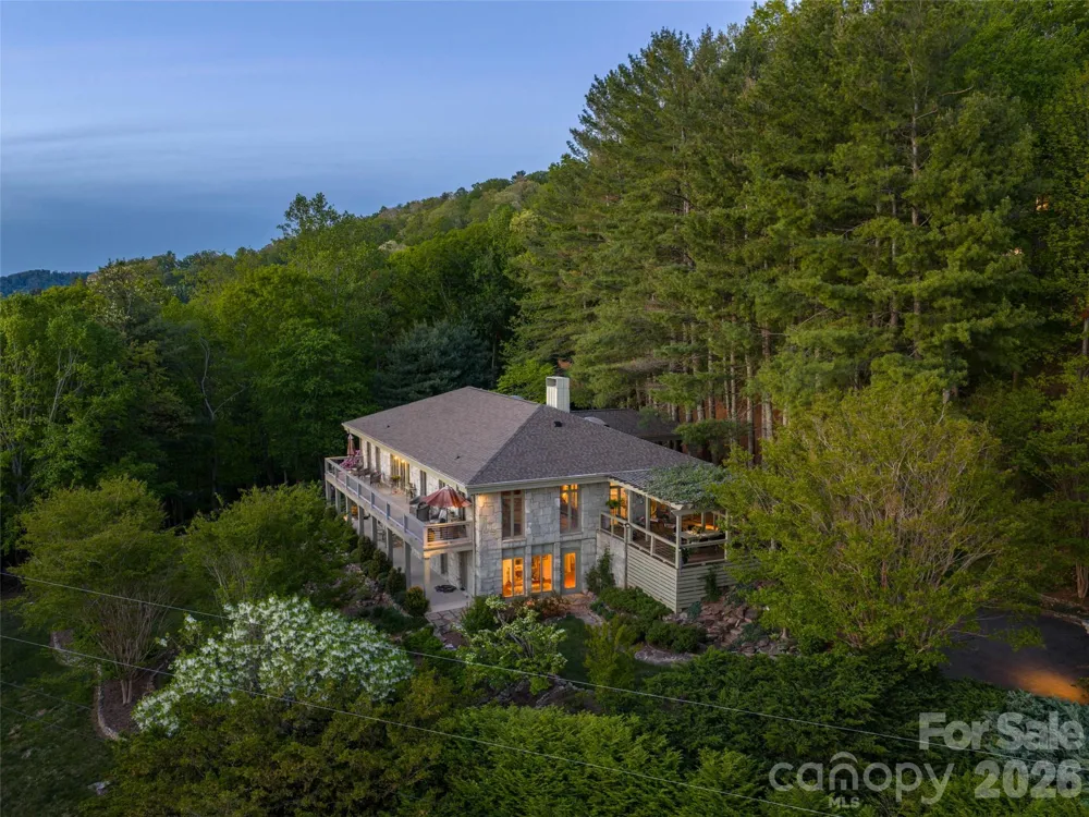 65 Crestwood Road Asheville, NC 28804