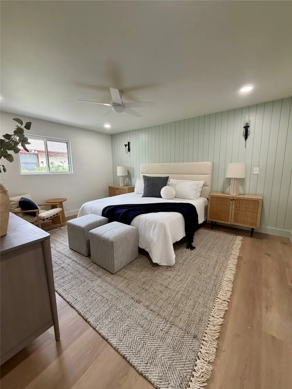 7881 La Cabeza Drive Dallas, TX 75248