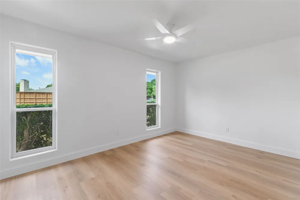 7881 La Cabeza Drive Dallas, TX 75248