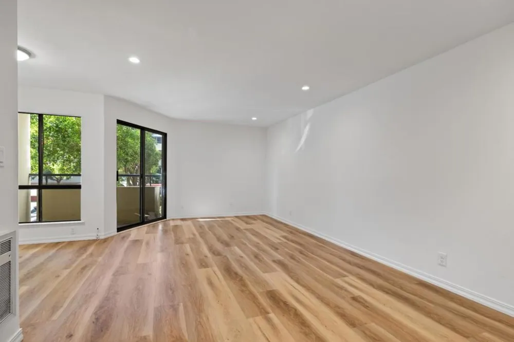 1551 Southgate Avenue #163 Daly City, CA 94015