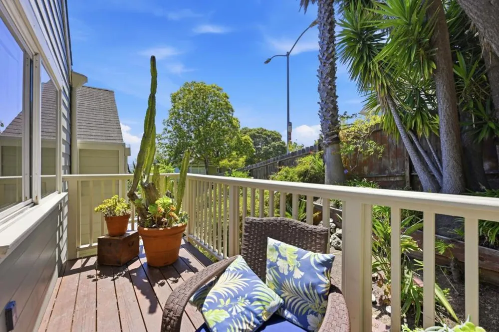 1204 Wisconsin Street San Francisco, CA 94107