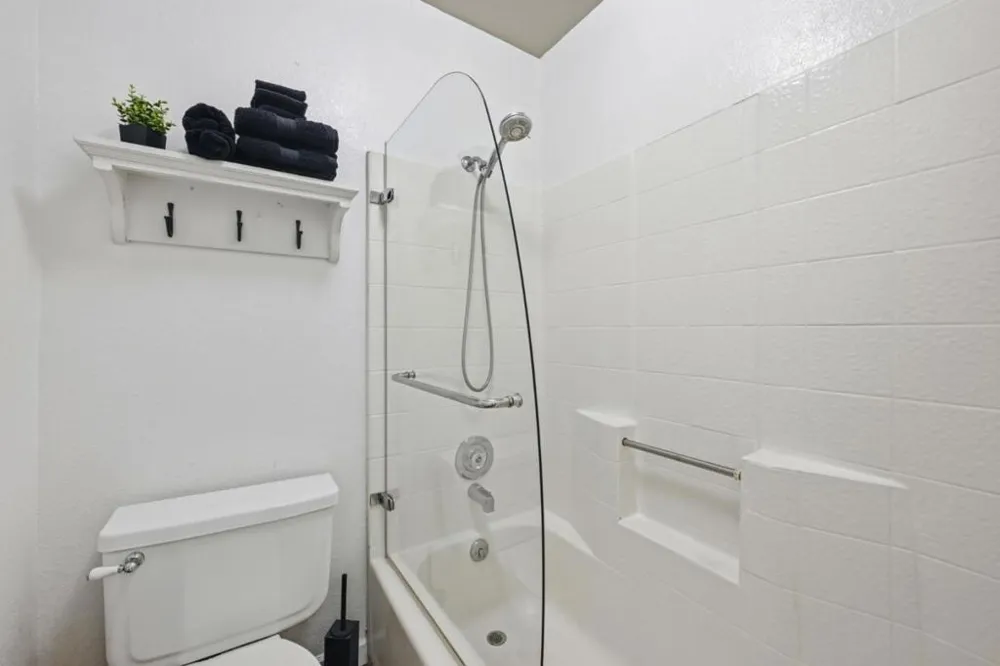 1204 Wisconsin Street San Francisco, CA 94107