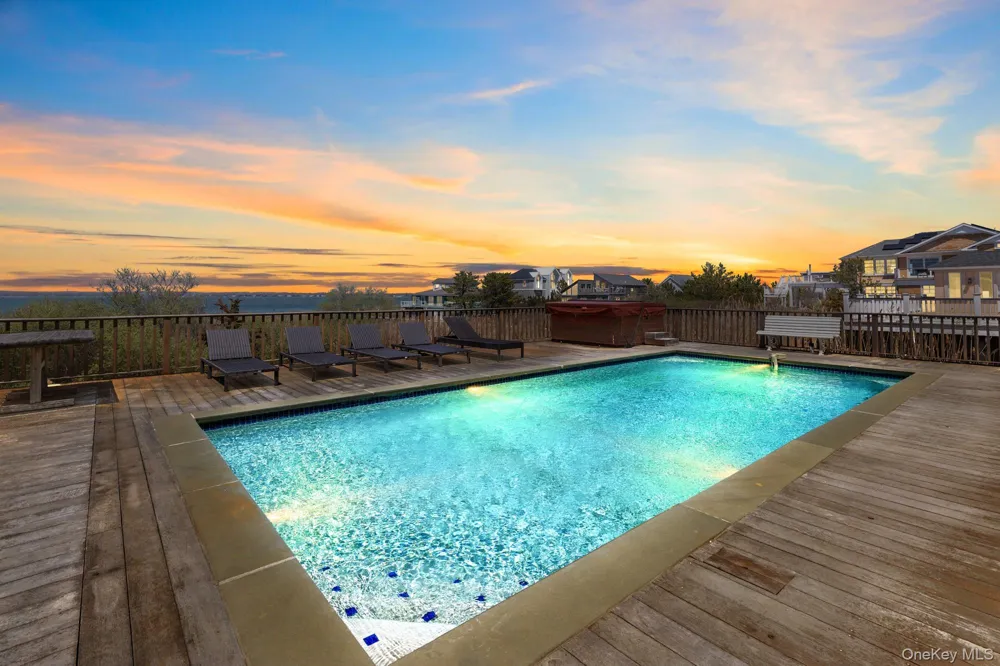 818 Dune Road Westhampton Beach, NY 11978