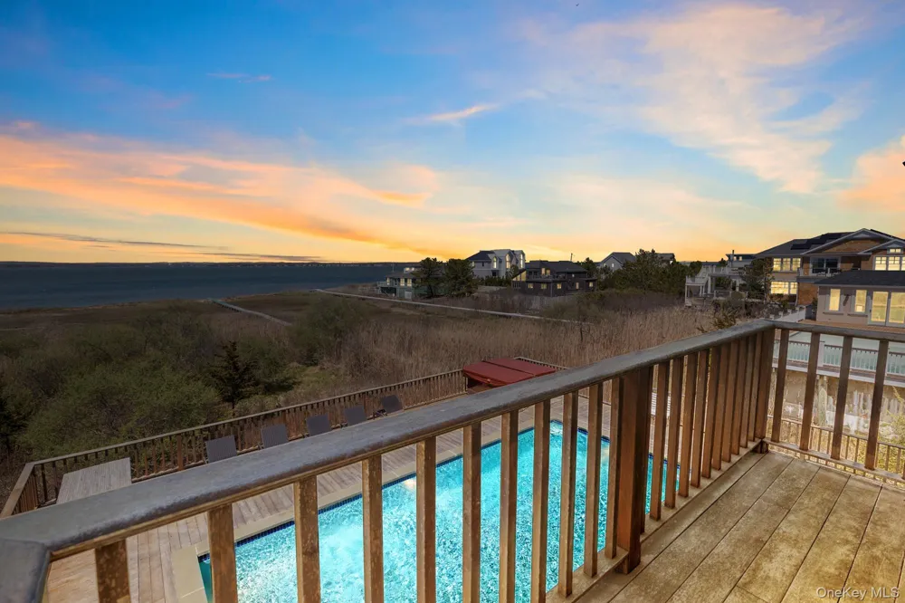 818 Dune Road Westhampton Beach, NY 11978