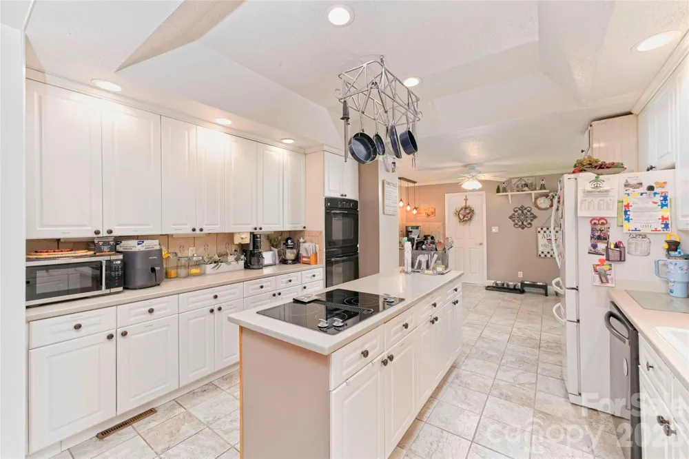 25 Triton Way Old Fort, NC 28762