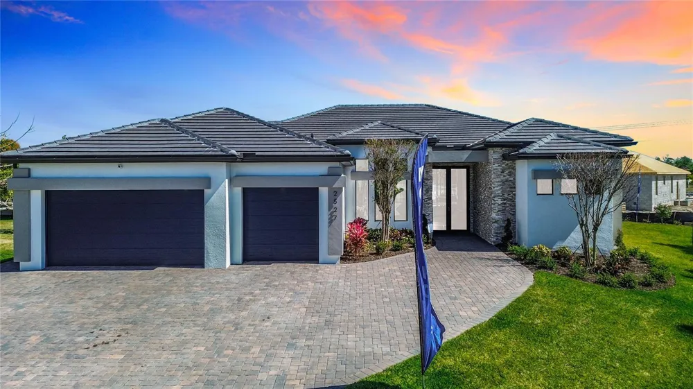 2527 GLEASON PARKWAY Cape Coral, FL 33914