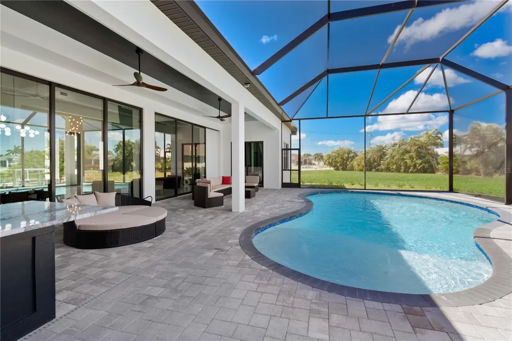 4218 SW 17TH AVENUE Cape Coral, FL 33914