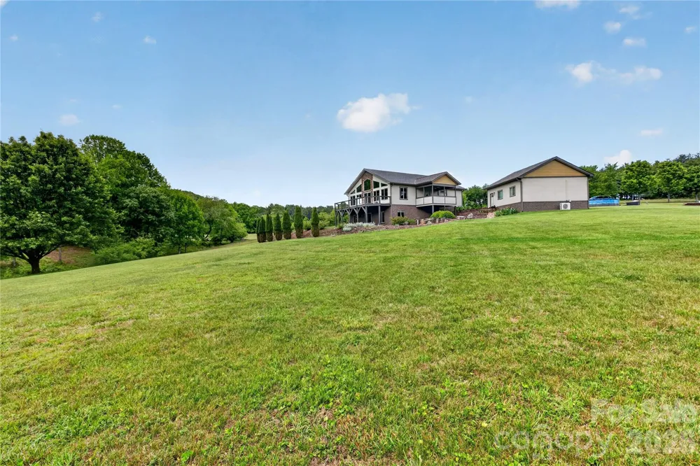141 Round Top Circle Mills River, NC 28759