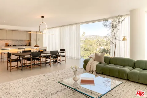 9200 Wilshire Blvd #502E