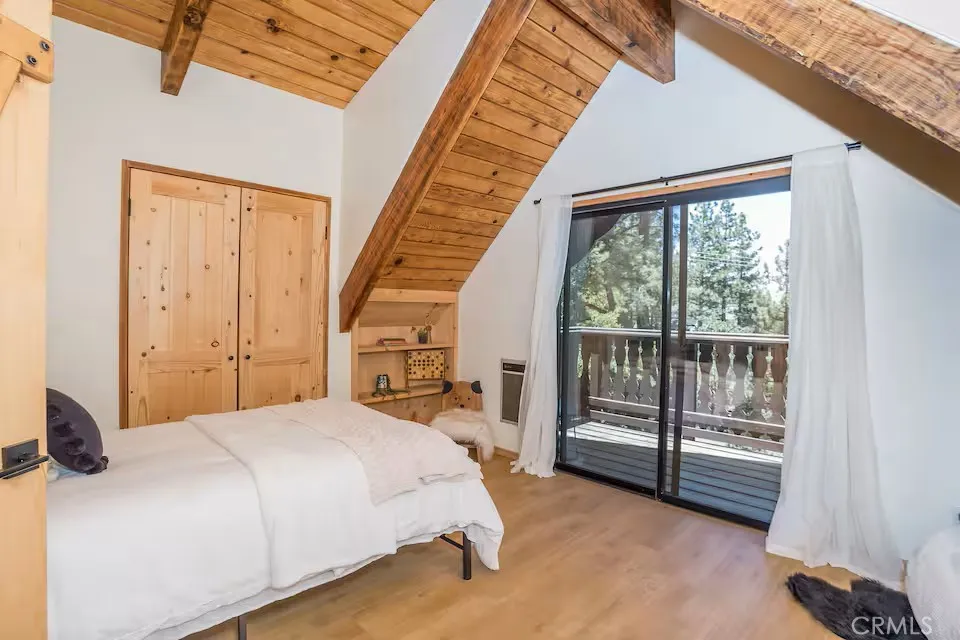 1600 Woodland Pine Mountain Club, CA 93222