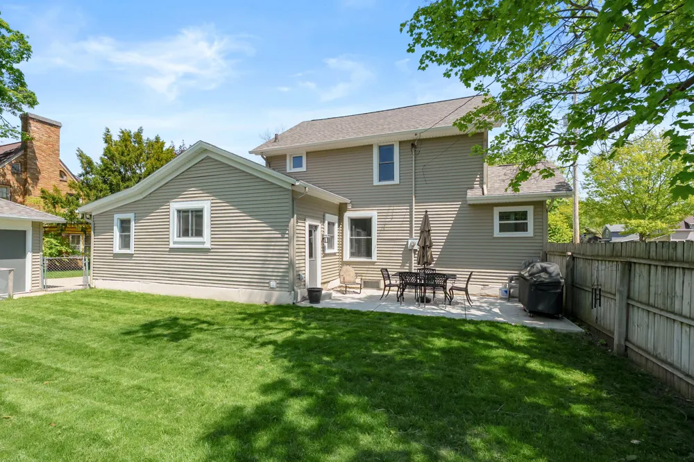 220 S Anderson Street Plainwell City, MI 49080