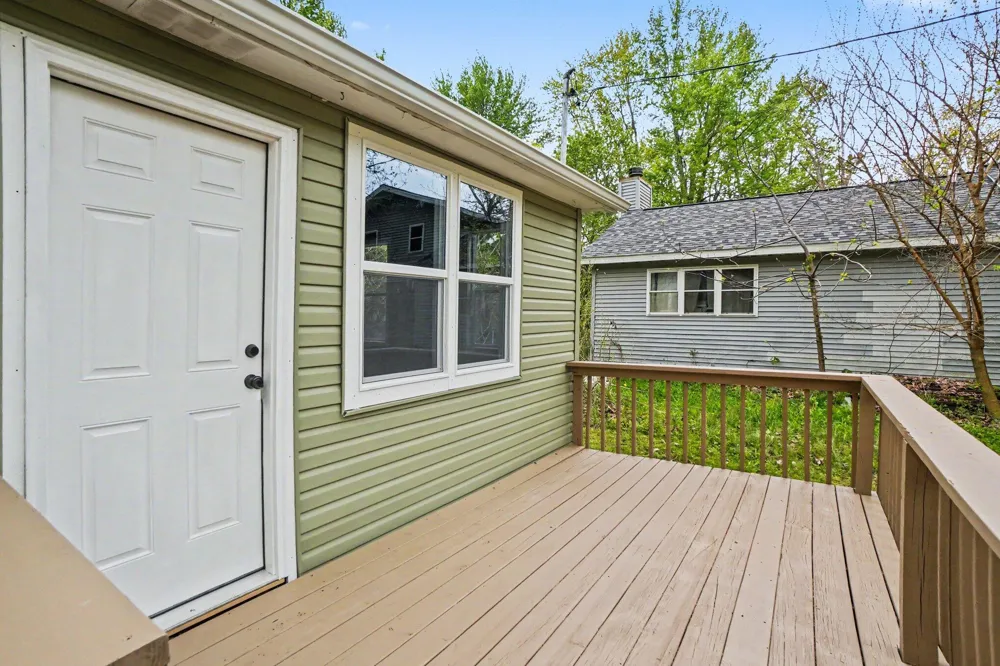 4206 S Shore Drive Cheshire Township, MI 49010