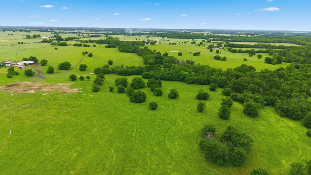 7635 County Road 4209 Campbell, TX 75422