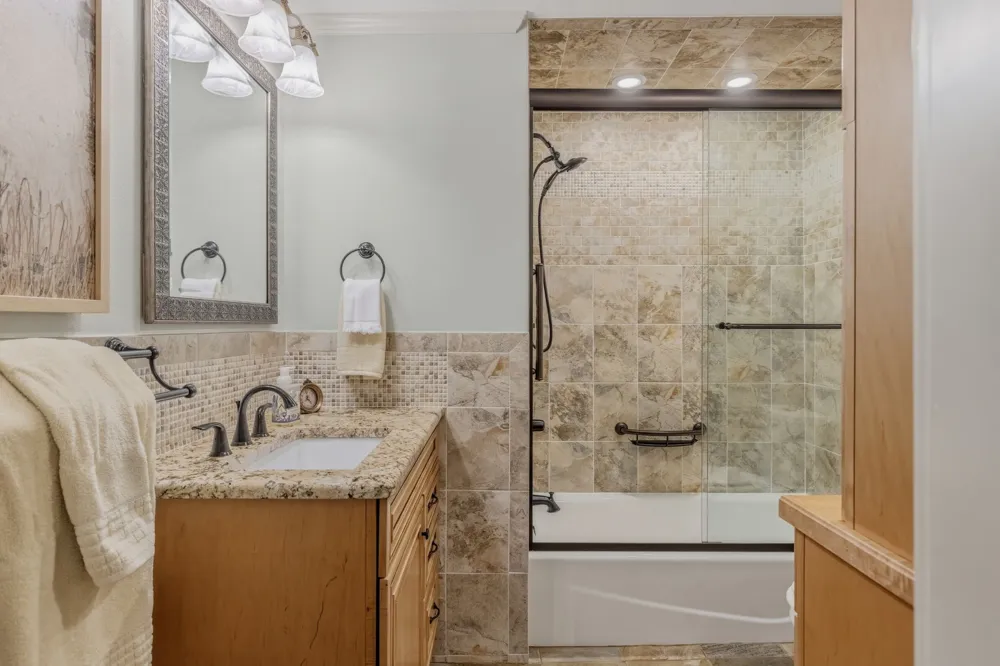 7635 County Road 4209 Campbell, TX 75422