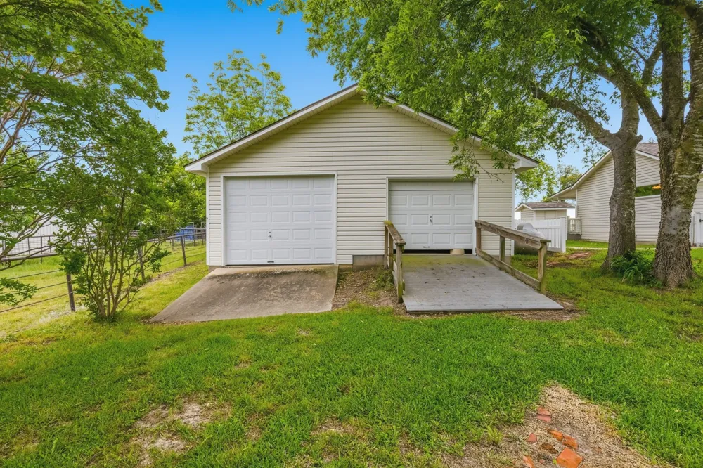 7635 County Road 4209 Campbell, TX 75422