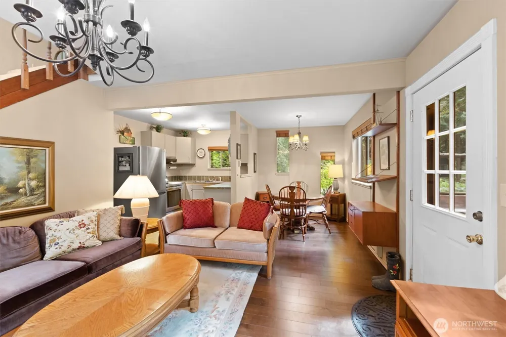 6989 Snoqualmie Place Glacier, WA 98244