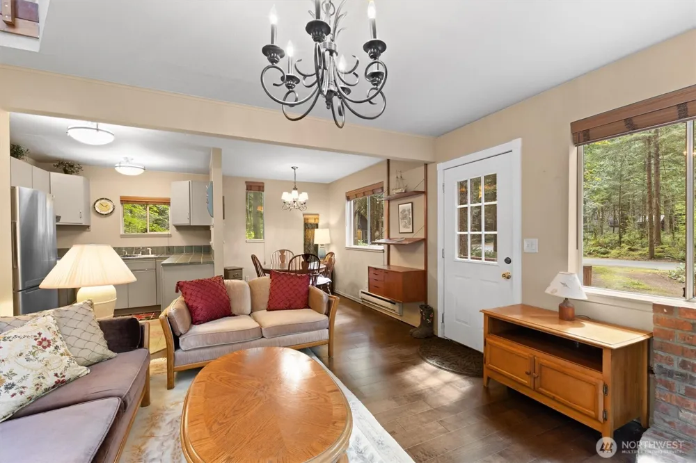 6989 Snoqualmie Place Glacier, WA 98244