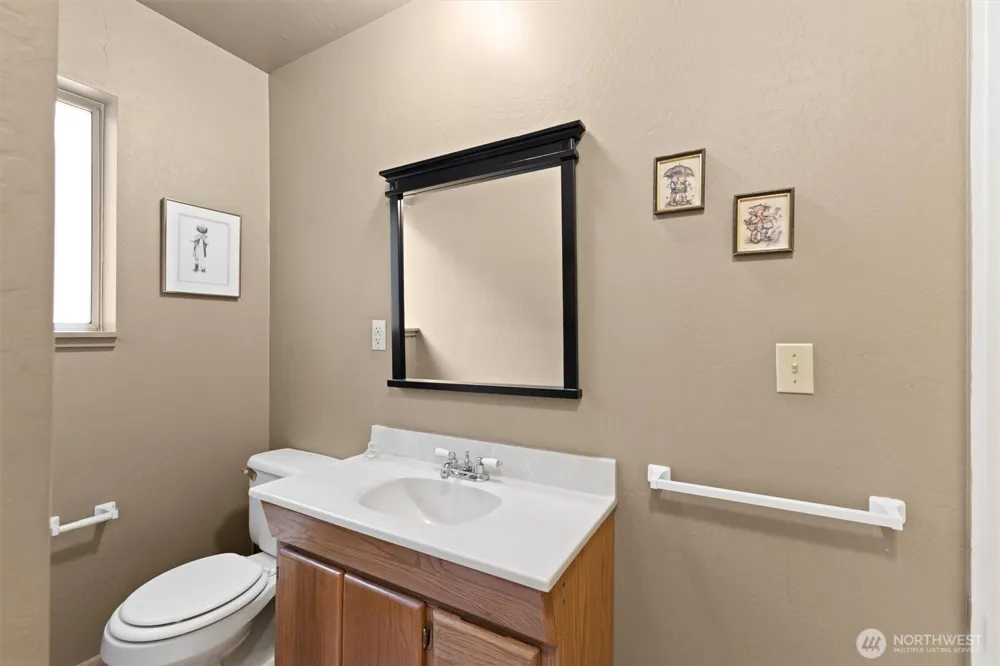 6989 Snoqualmie Place Glacier, WA 98244