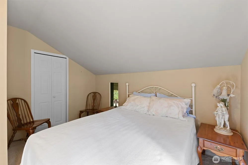 6989 Snoqualmie Place Glacier, WA 98244