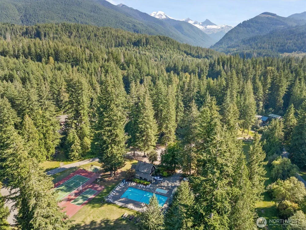 6989 Snoqualmie Place Glacier, WA 98244