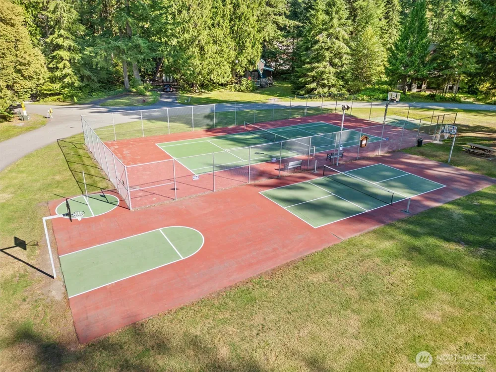 6989 Snoqualmie Place Glacier, WA 98244