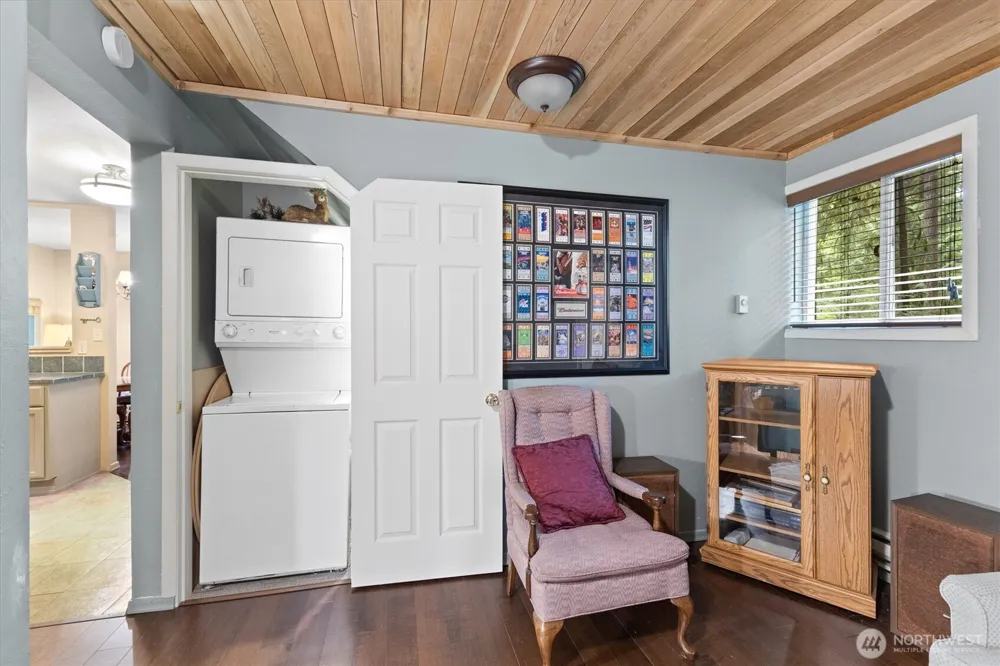 6989 Snoqualmie Place Glacier, WA 98244