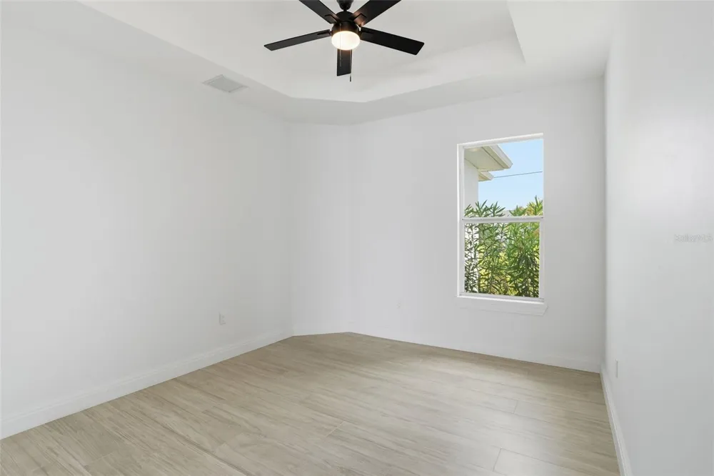 1625 SW 44TH TERRACE Cape Coral, FL 33914