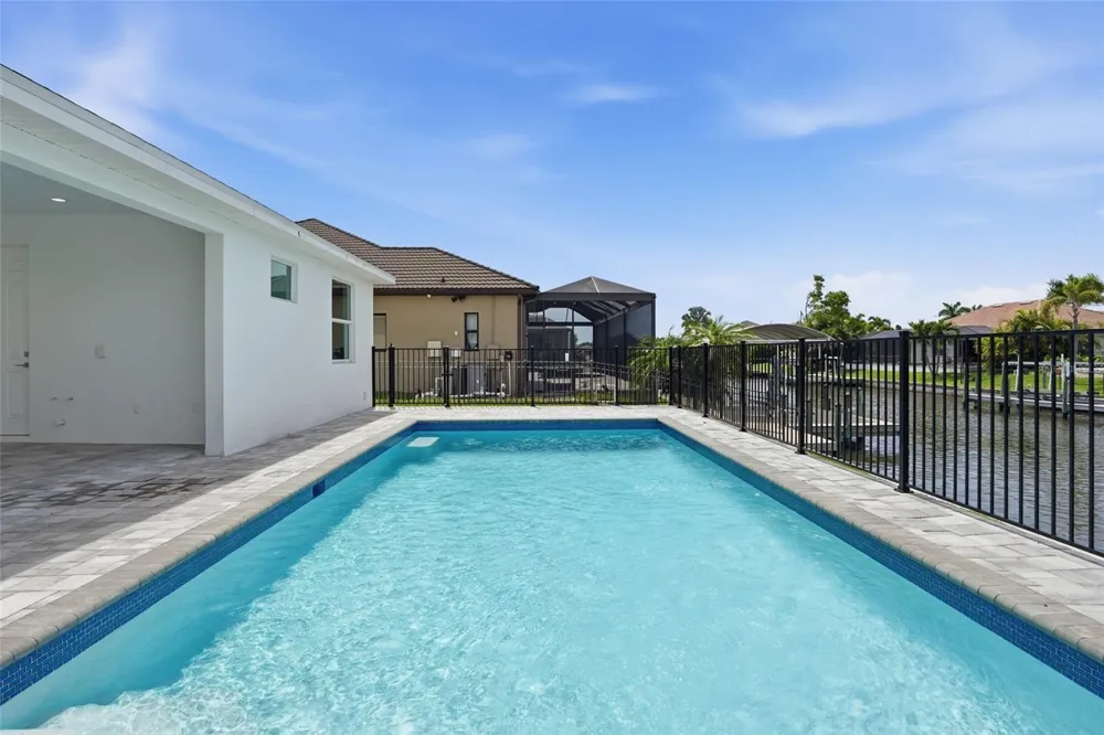 1625 SW 44TH TERRACE Cape Coral, FL 33914
