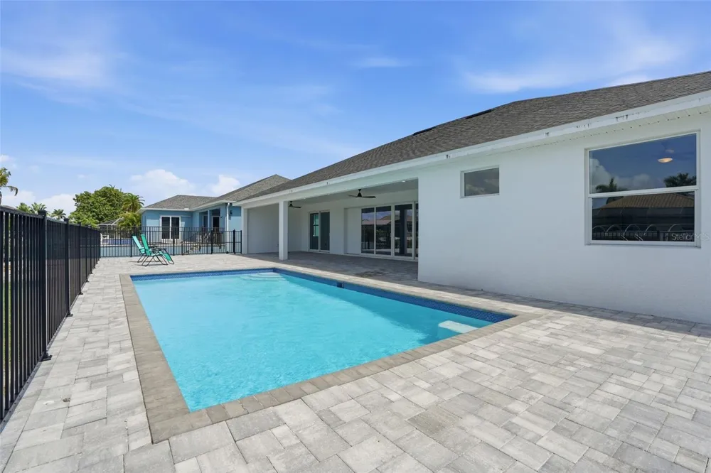 1625 SW 44TH TERRACE Cape Coral, FL 33914