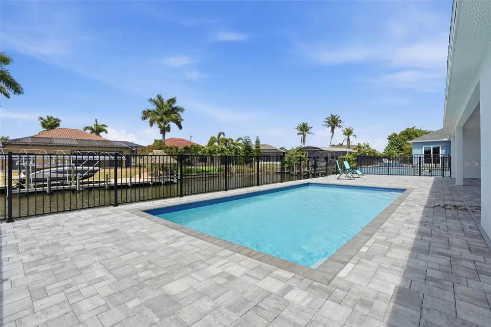 1625 SW 44TH TERRACE Cape Coral, FL 33914