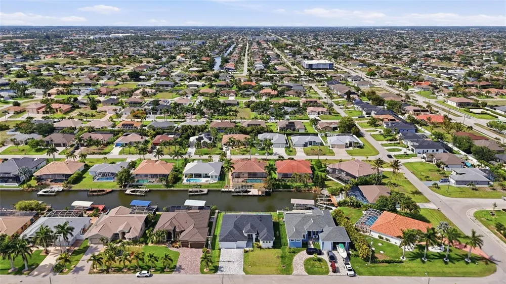 1625 SW 44TH TERRACE Cape Coral, FL 33914