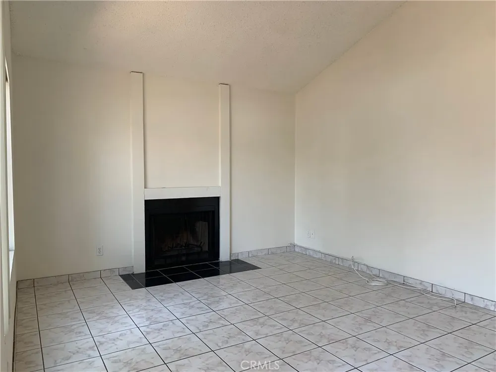 11414 Strathern North Hollywood, CA 91605