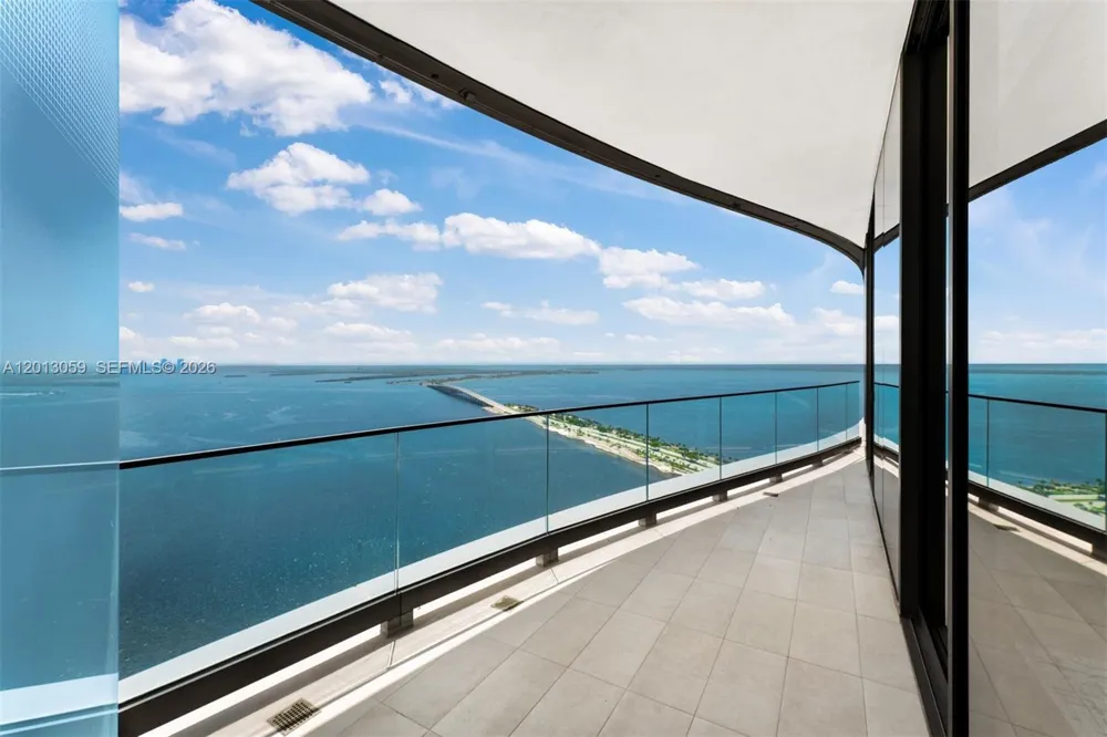 175 SE 25 RD #3601 Miami, FL 33129