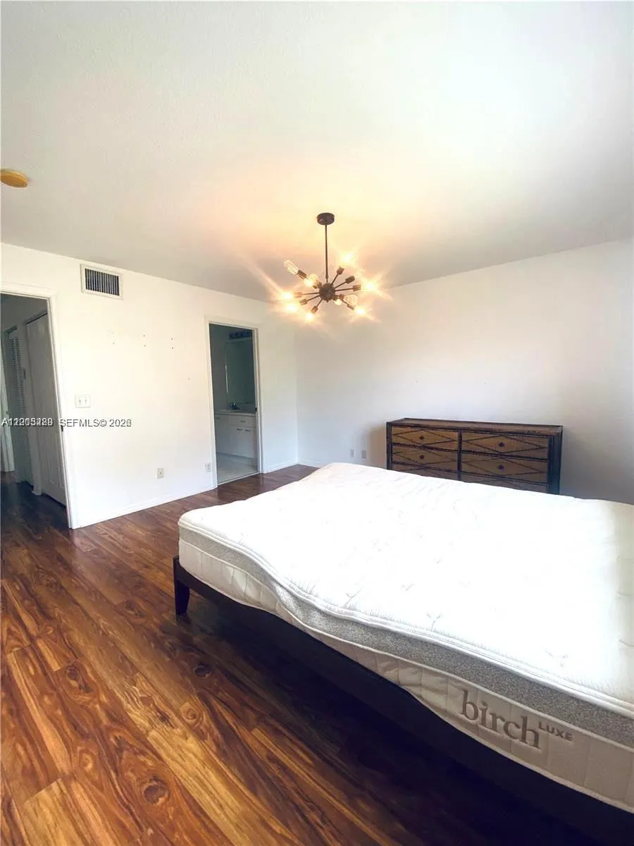 2567 Cordoba Bnd Weston, FL 33327