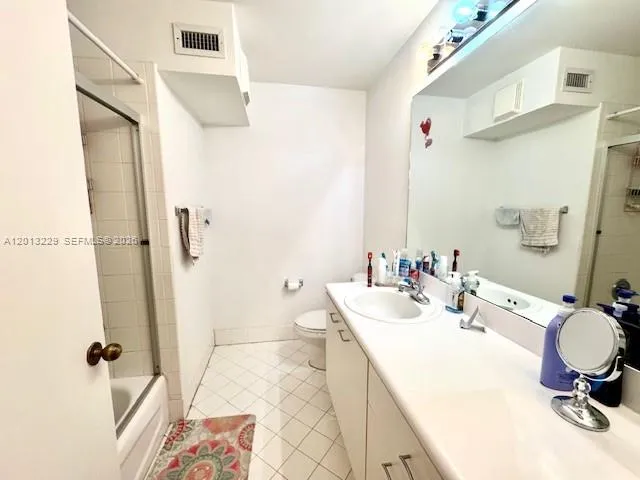 2567 Cordoba Bnd Weston, FL 33327